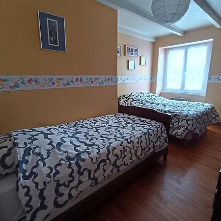 플루가스텔도울라스 Maison De Vacances Presence De Chats Que Je Viendrai Nourrir 아파트 외부 사진