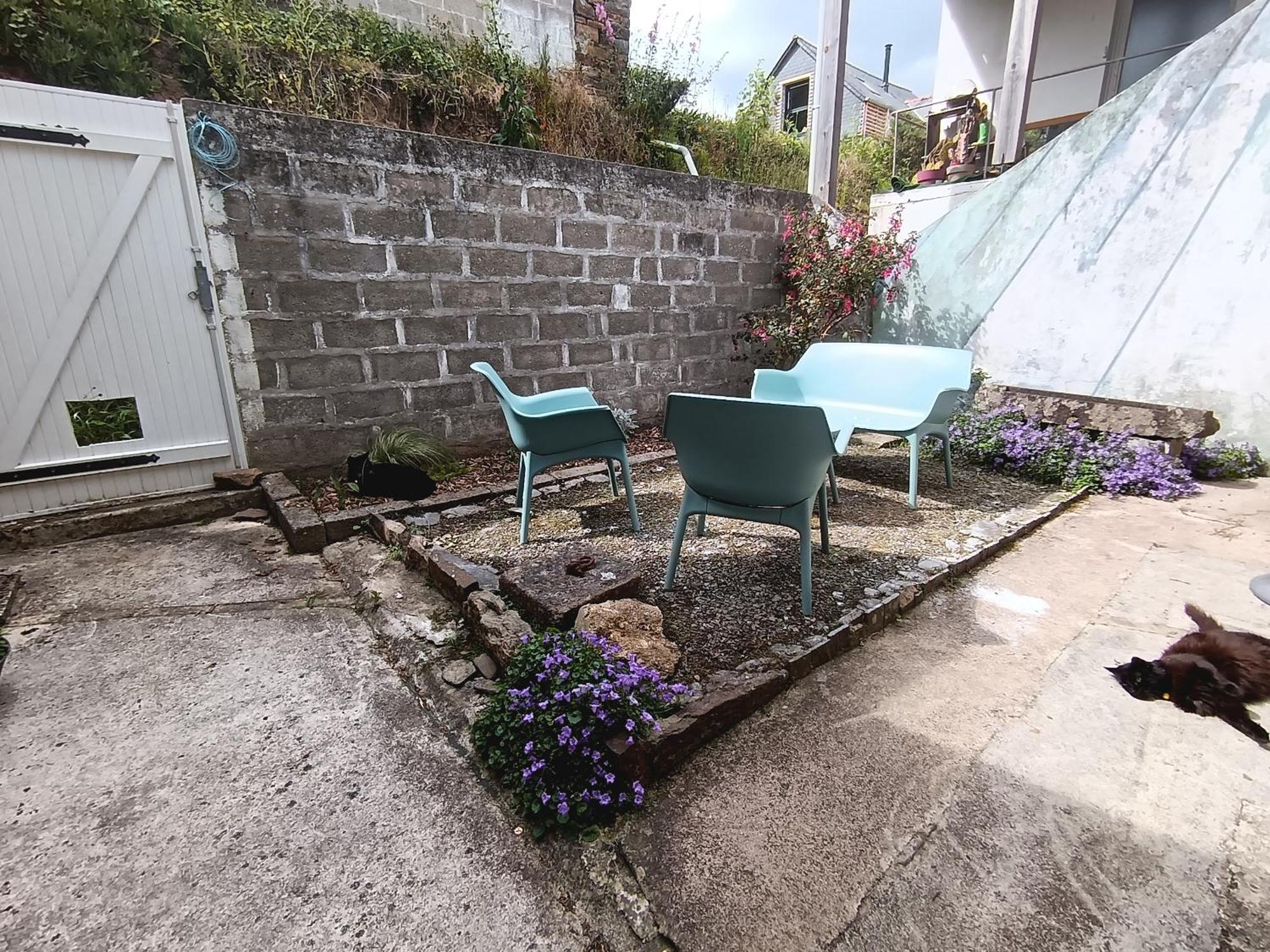 플루가스텔도울라스 Maison De Vacances Presence De Chats Que Je Viendrai Nourrir 아파트 외부 사진